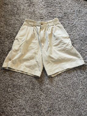 High-Waist Pleated Women's Shorts in Light Beige